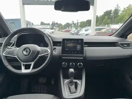 Photo 9 Renault Clio  E-Tech full hybrid 145