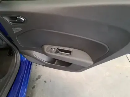 Photo 38 Renault Clio  TCe 90 ch GSR2