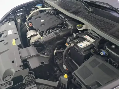 Photo 17 Peugeot 308  BlueHDi 130ch S&S EAT8