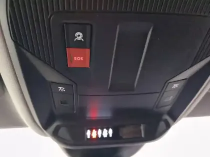 Photo 29 Peugeot 308  BlueHDi 130ch S&S EAT8