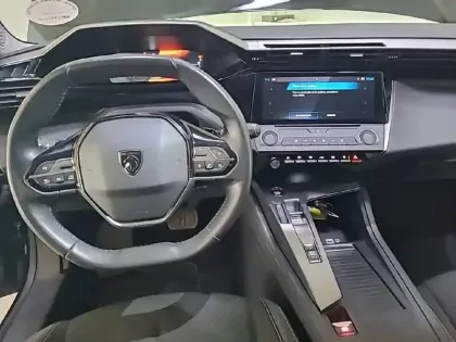 Photo 10 Peugeot 308  BlueHDi 130ch S&S EAT8