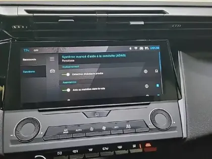 Photo 23 Peugeot 308  BlueHDi 130ch S&S EAT8