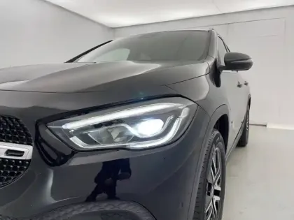 Photo 30 Mercedes GLA  200 d 8G-DCT