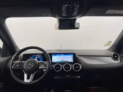 Photo 29 Mercedes GLA  200 d 8G-DCT