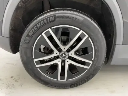 Photo 18 Mercedes GLA  200 d 8G-DCT