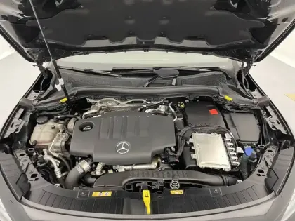 Photo 19 Mercedes GLA  200 d 8G-DCT