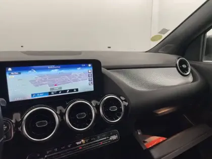 Photo 24 Mercedes GLA  200 d 8G-DCT