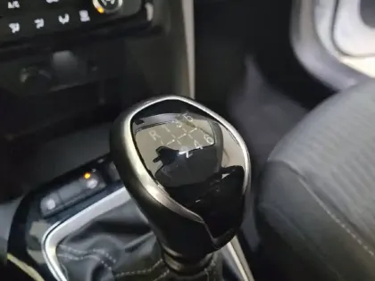 Photo 16 Opel Corsa  1.2 Turbo 100 ch BVM6