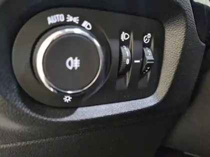 Photo 31 Opel Corsa  1.2 Turbo 100 ch BVM6