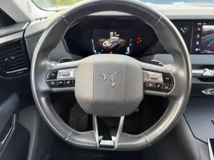Photo 8 DS DS 4  Hybride E-Tense 225 EAT8