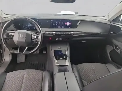 Photo 28 DS DS 4  Hybride E-Tense 225 EAT8