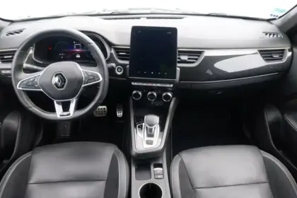 Photo 8 Renault Arkana  E-Tech hybride 145 - 22