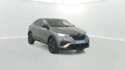 Photo 16 Renault Arkana  E-Tech hybride 145 - 22