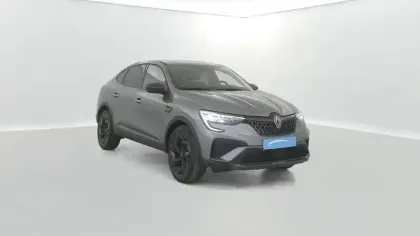 Photo 16 Renault Arkana  E-Tech full hybrid 145 GSR2