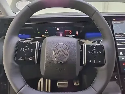 Photo 8 Citroën C5 aircross  Hybride 145 ch e-DCS6