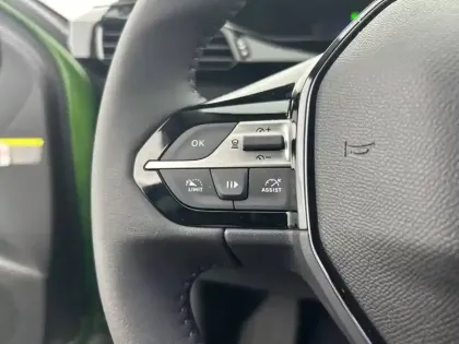 Photo 17 Peugeot 308  PureTech 130ch S&S EAT8