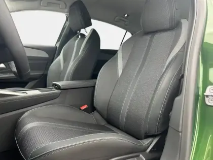 Photo 10 Peugeot 308  PureTech 130ch S&S EAT8