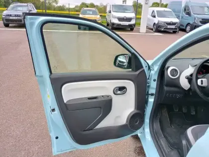 Photo 23 Renault Twingo  III SCe 65