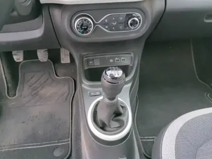 Photo 11 Renault Twingo  III SCe 65