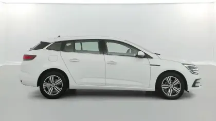 Photo 14 Renault Megane  IV Estate Blue dCi 115