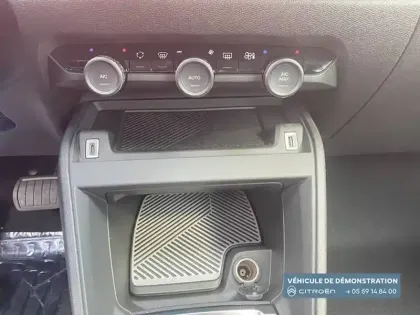 Photo 25 Citroën C4  Hybride 136 e-DCS6