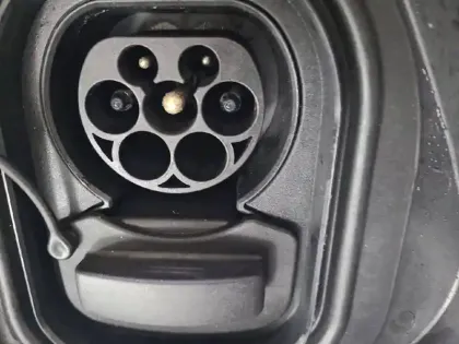 Photo 32 Peugeot 208  Electrique 50 kWh 136ch