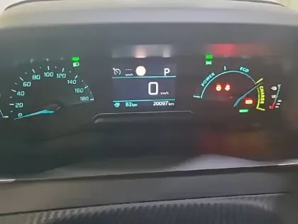 Photo 9 Peugeot 208  Electrique 50 kWh 136ch