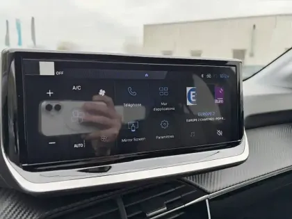 Photo 14 Peugeot 208  100 S&S BVM6