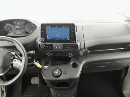 Photo 7 Peugeot Partner  FOURGON STANDARD 1000 KG BLUEHDI 130 S&S EAT8