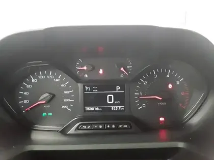 Photo 9 Peugeot Partner  FOURGON STANDARD 1000 KG BLUEHDI 130 S&S EAT8