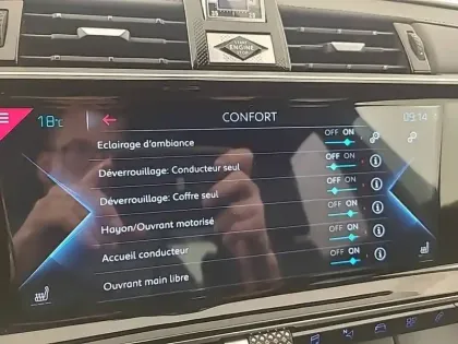 Photo 39 DS DS 7 DS7 Crossback Hybride E-Tense 300 EAT8 4x4