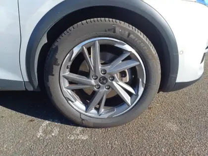 Photo 12 DS DS 7 DS7 Crossback Hybride E-Tense 300 EAT8 4x4