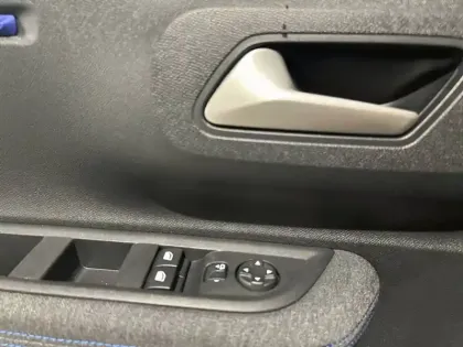 Photo 19 Citroën C3  Turbo 100 ch BVM6