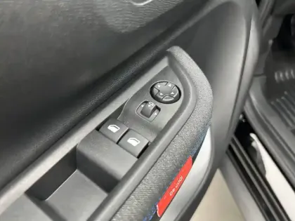 Photo 38 Citroën C3  Turbo 100 ch BVM6