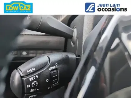 Photo 17 Peugeot 2008  PureTech 100 S&S BVM6