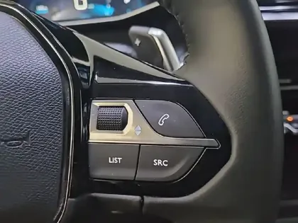 Photo 30 Peugeot 2008  BlueHDi 130 S&S EAT8