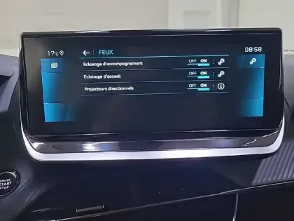 Photo 25 Peugeot 2008  BlueHDi 130 S&S EAT8