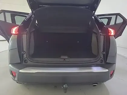 Photo 8 Peugeot 2008  BlueHDi 130 S&S EAT8