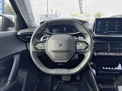 Photo 8 Peugeot 2008  BlueHDi 130 S&S EAT8