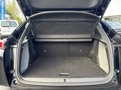 Photo 5 Peugeot 2008  BlueHDi 130 S&S EAT8