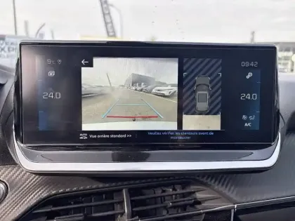 Photo 17 Peugeot 2008  BlueHDi 130 S&S EAT8