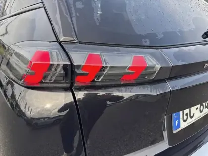 Photo 16 Peugeot 2008  BlueHDi 130 S&S EAT8