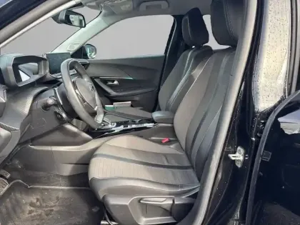 Photo 10 Peugeot 2008  BlueHDi 130 S&S EAT8