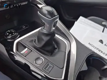 Photo 25 Peugeot 3008  1.5 BlueHDi 130ch S&S BVM6