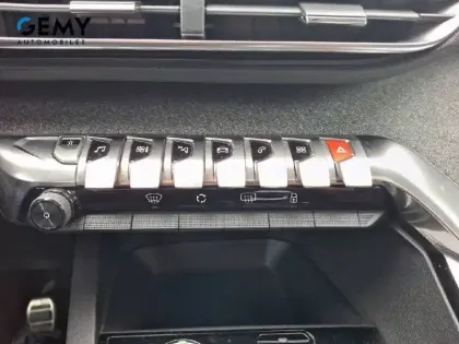 Photo 24 Peugeot 3008  1.5 BlueHDi 130ch S&S BVM6