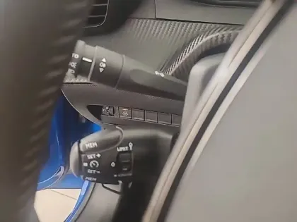 Photo 20 Peugeot 208  Electrique 50 kWh 136ch