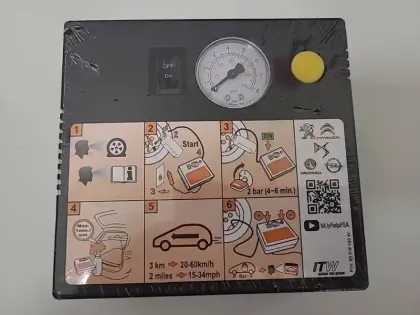 Photo 24 Peugeot 2008  PureTech 100 S&S BVM6