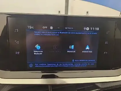 Photo 14 Peugeot 2008  PureTech 100 S&S BVM6