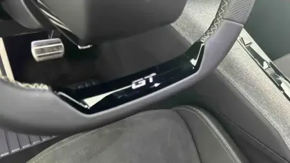 Photo 61 Peugeot 3008  Hybrid 145 e-DCS6