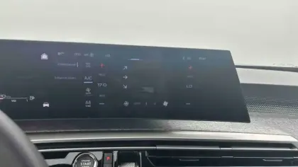 Photo 54 Peugeot 3008  Hybrid 145 e-DCS6